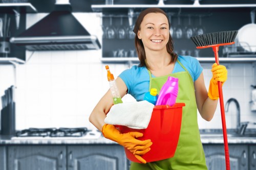 Detailed kitchen cleaning during a Stockwell move out clean